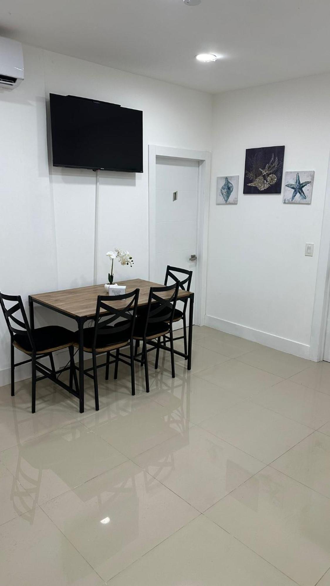 203 Miami Shared Rooms For Men Central Comfortable, Affordable Exterior foto